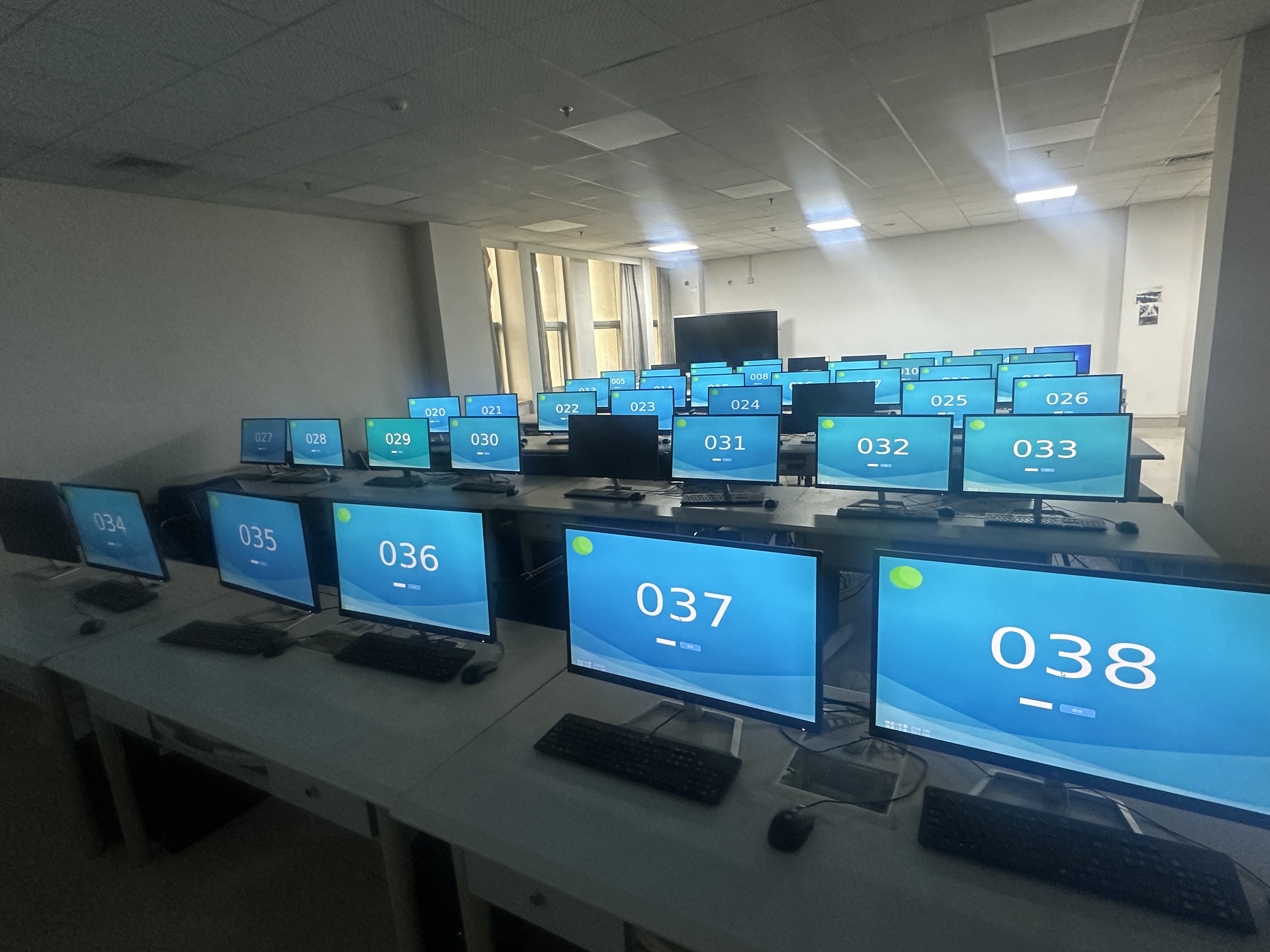 61cb3fd37b12ccd065f7324ce2e83e46